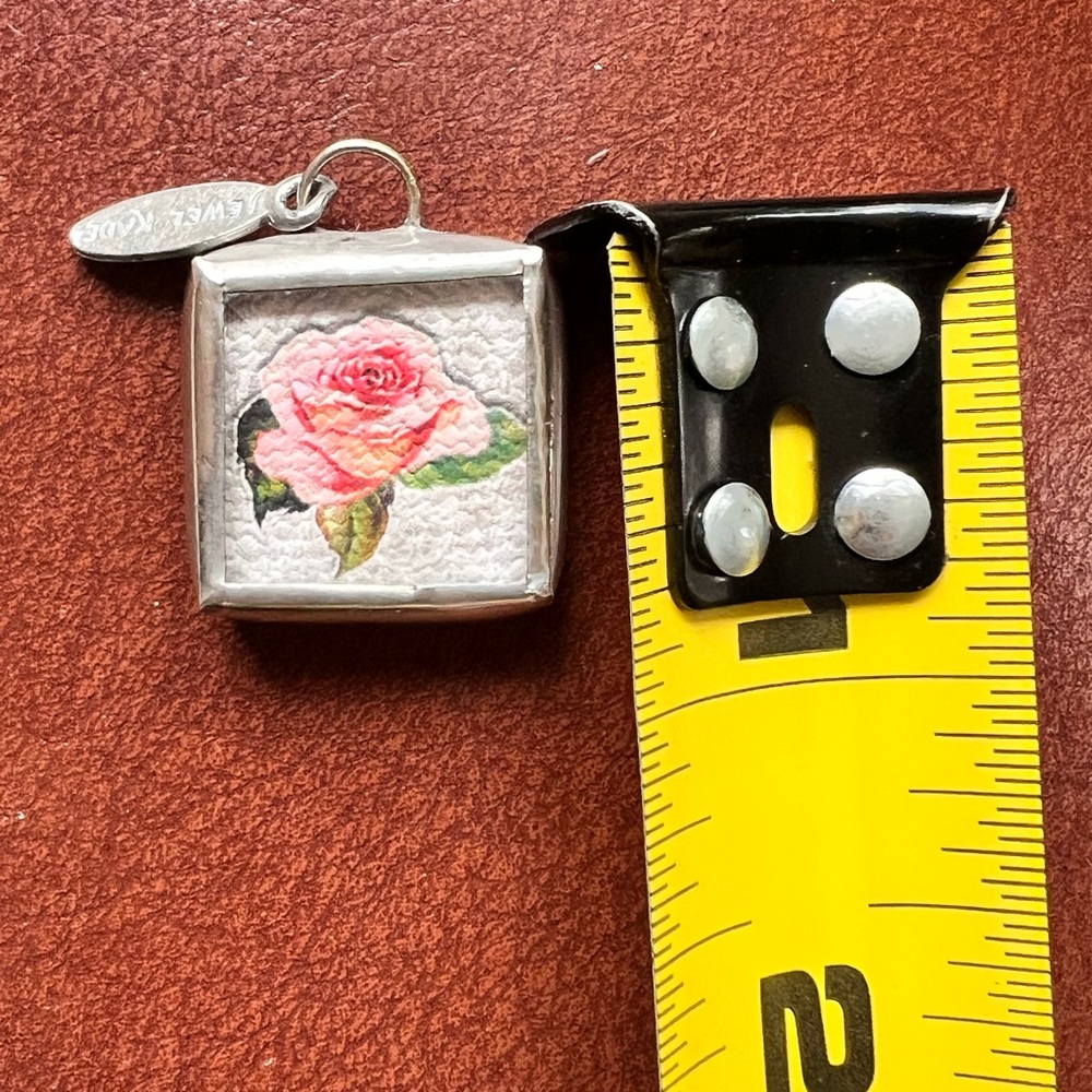Jewel  Kade - Vintage “la la love you” Charm - Picture 5 of 6